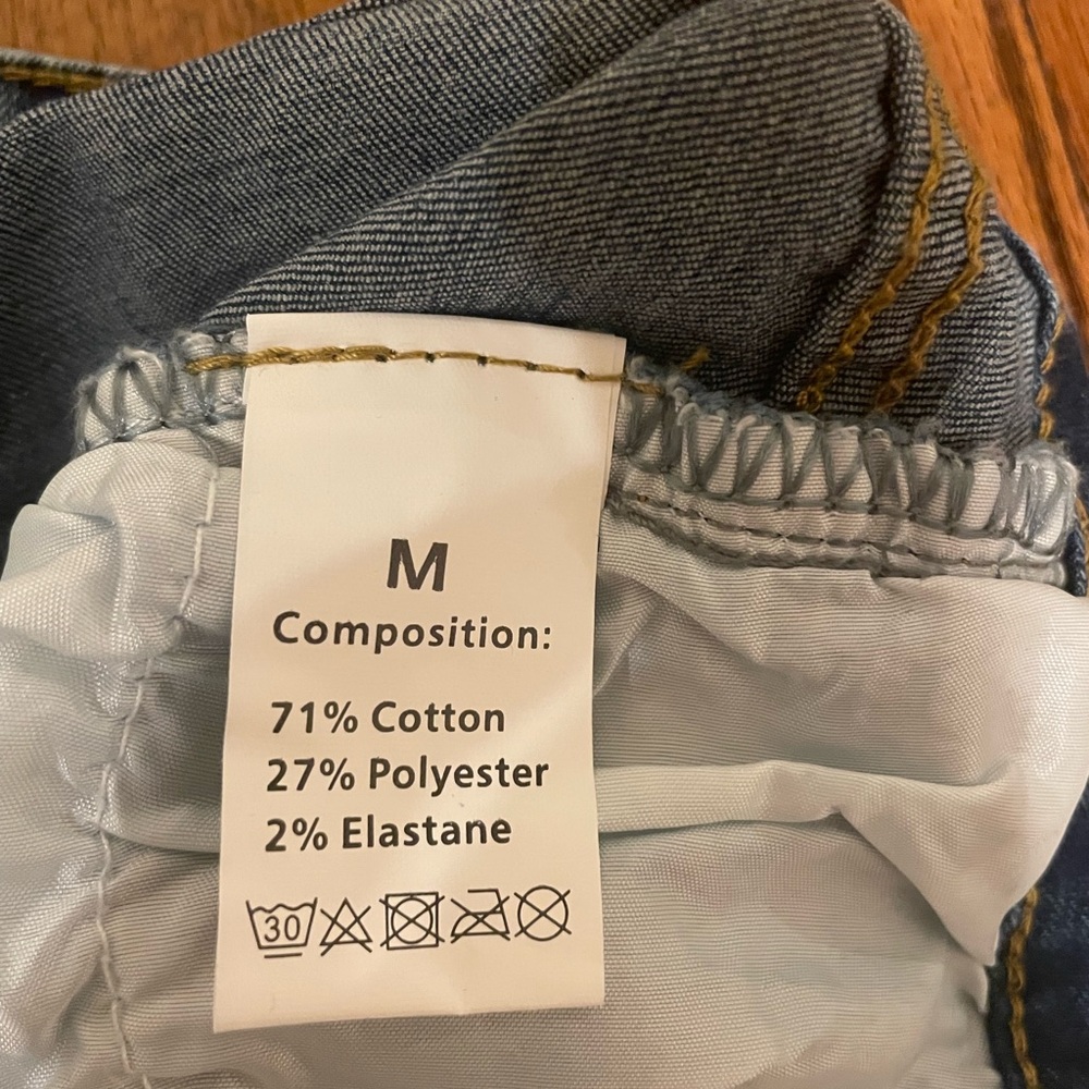 Brand New High Waisted Stretch Button Fly Crop Blue Distressed Women's Jeans. - Picture 2 of 4
